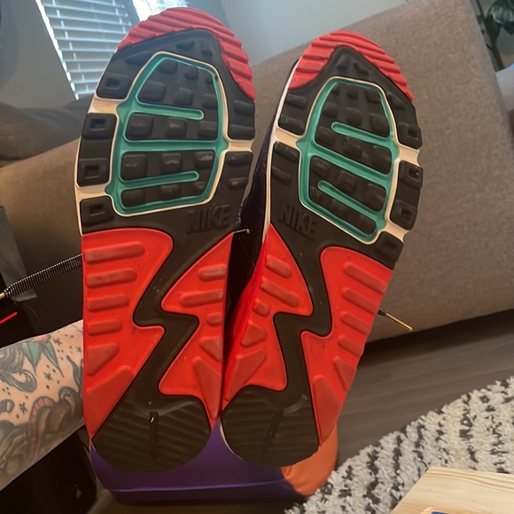 Nike Air Max90 - Picture 5 of 6